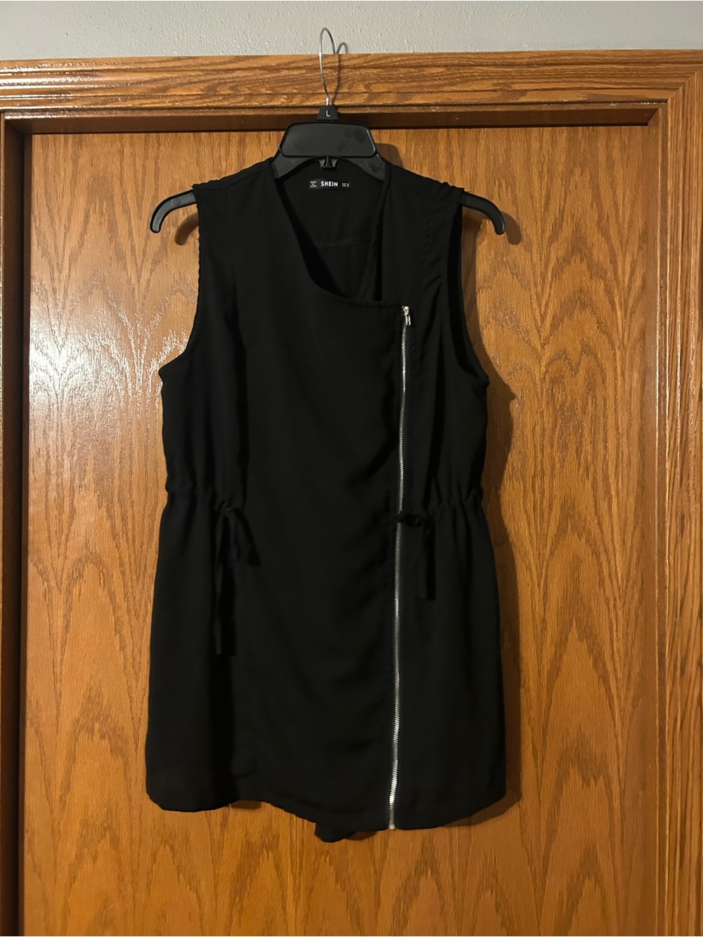 SHEIN Black Sleeveless Mini Dress with Asymmetrical Silver Zipper